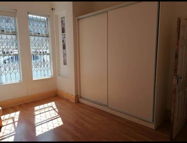 2 BEDROOM HOUSE FOR SALE IN GLENWOOD